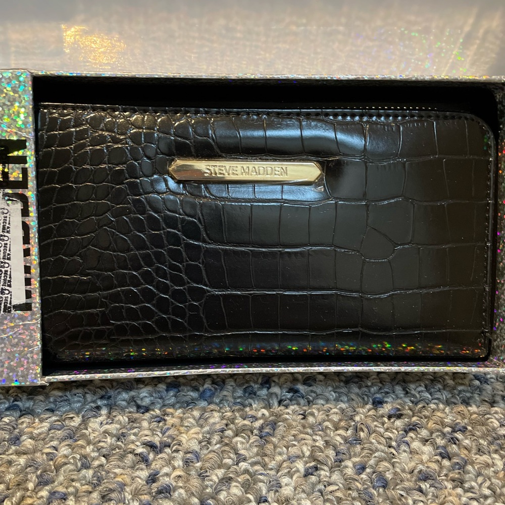 NWT : Steve Madden black croco wallet